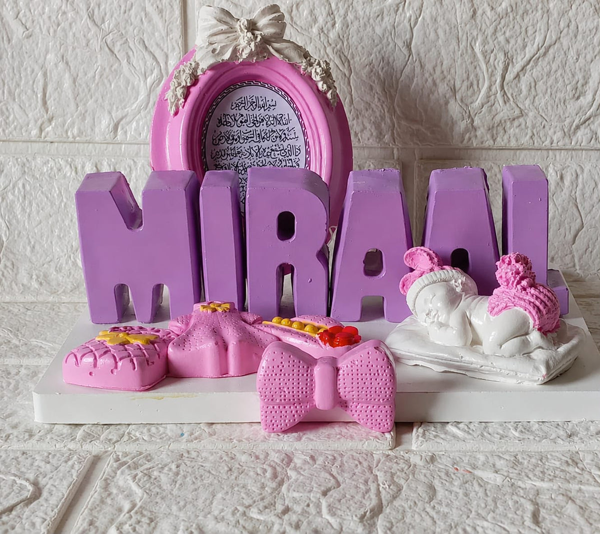 Miral Name Tray