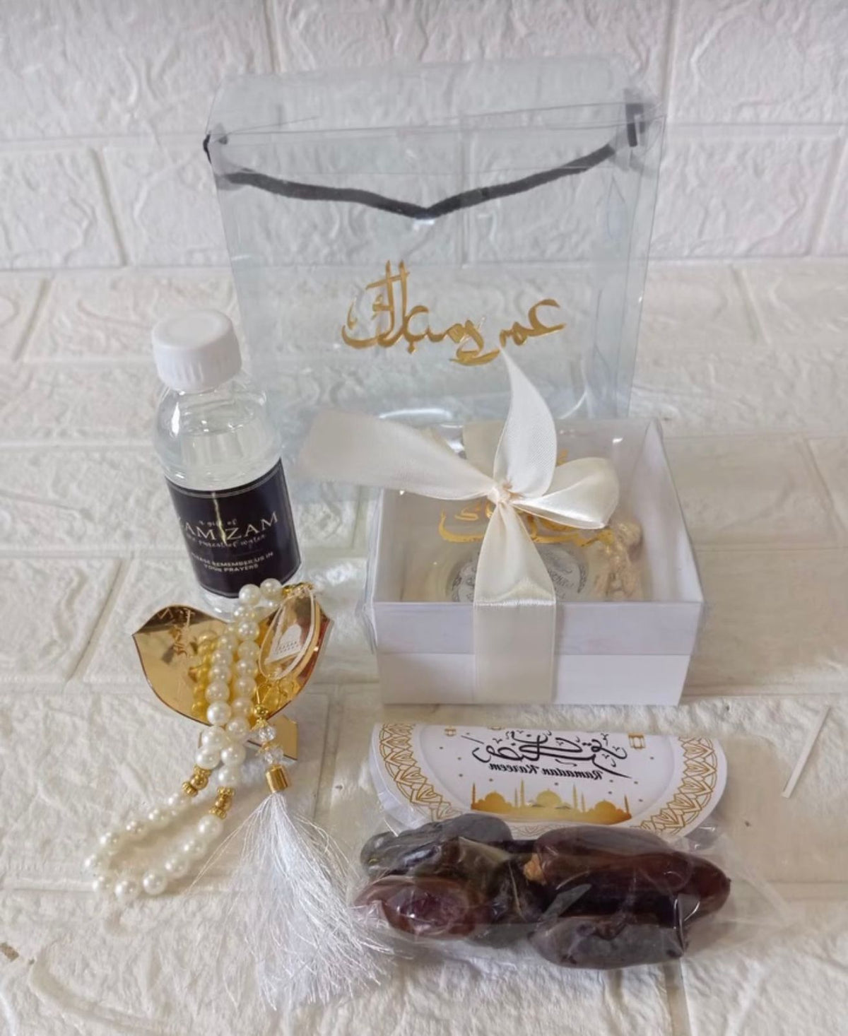 Umrah / Hajj / Ramadan Gift Box
